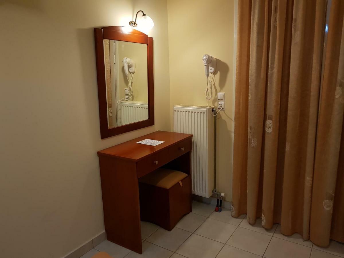 Hotel Nevada Kalamata Zewnętrze zdjęcie