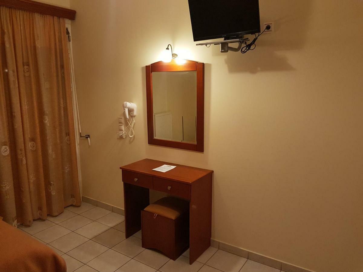 Hotel Nevada Kalamata Zewnętrze zdjęcie